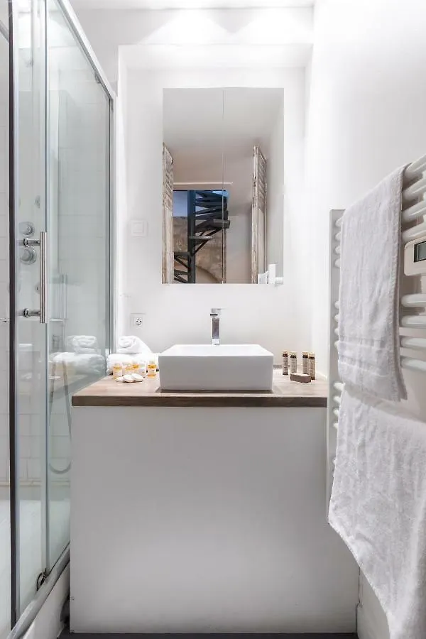 Fabulous Design Loft - High Marais/Republique Apartment Paris